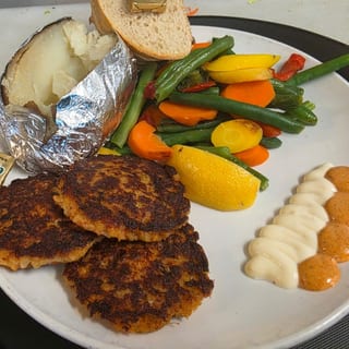 Crab Cakes Dinner